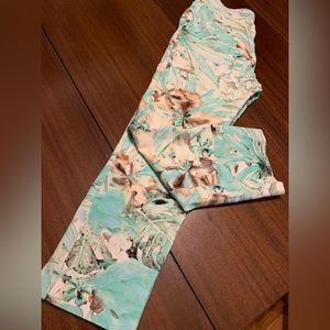 Soft Surroundings Turquoise Floral Yoga pants PM